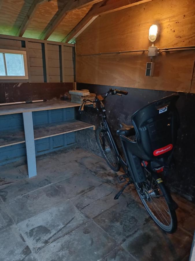Vrijstaand Chalet Met Veel Buitenruimte En Veranda Zuid-Scharwoude Esterno foto