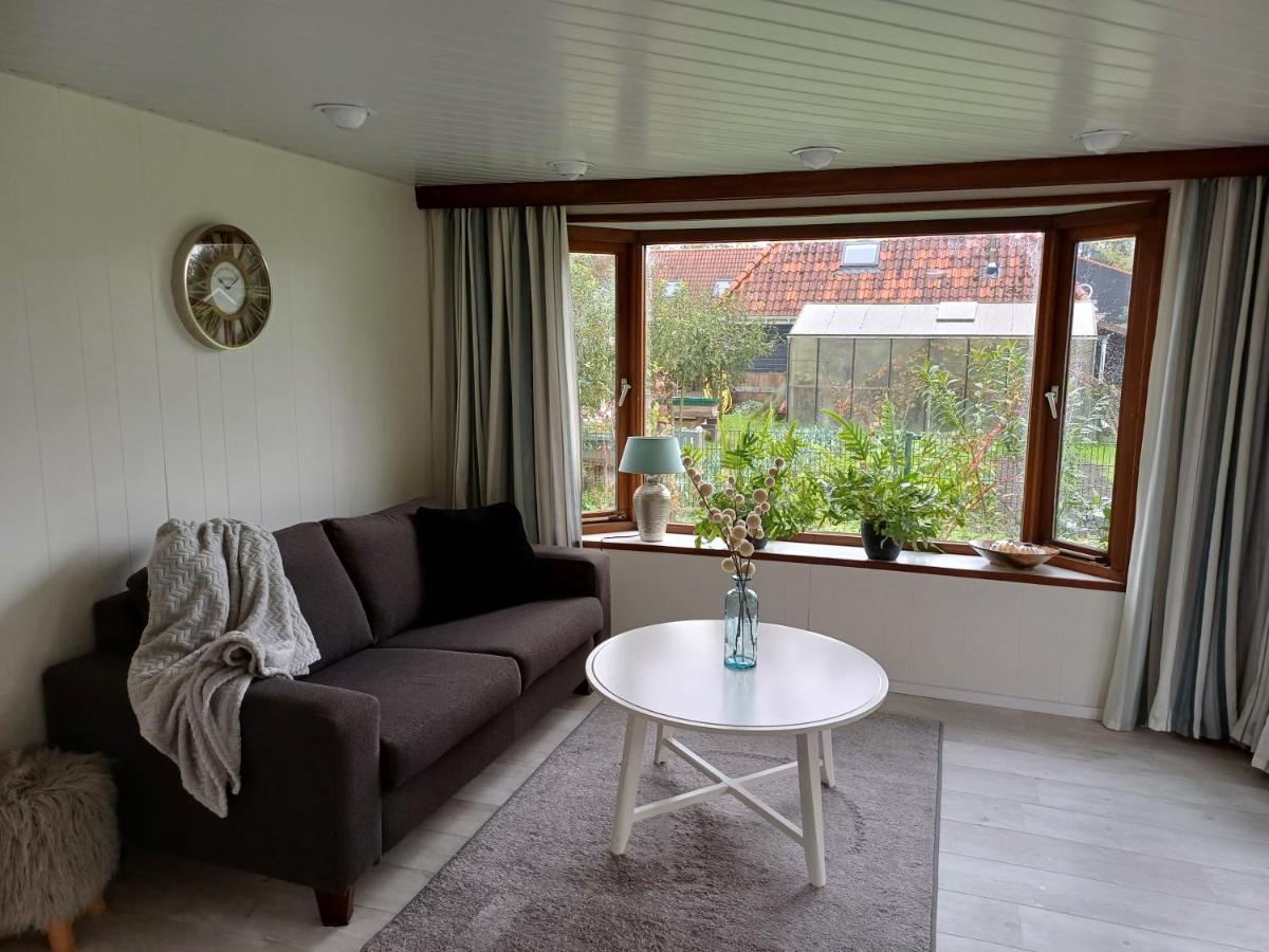 Vrijstaand Chalet Met Veel Buitenruimte En Veranda Zuid-Scharwoude Esterno foto