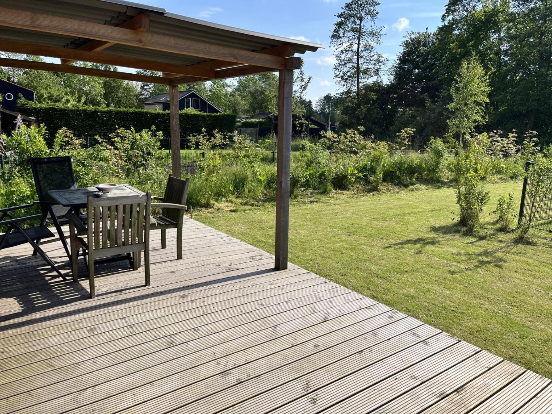 Vrijstaand Chalet Met Veel Buitenruimte En Veranda Zuid-Scharwoude Esterno foto